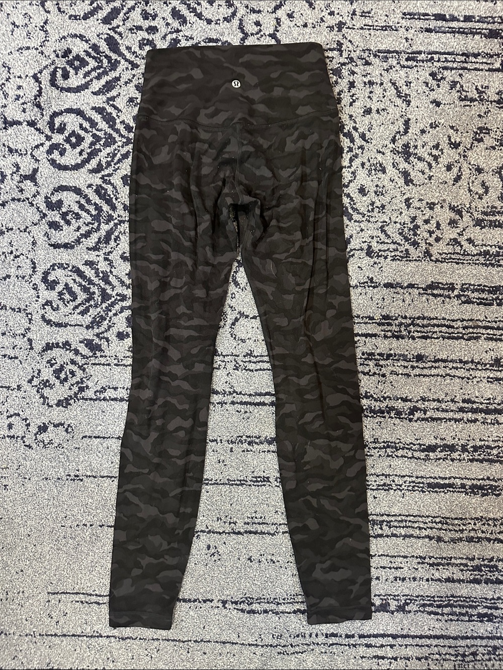 Well Loved Lululemon athletica Align Black Camo Leggings size 4